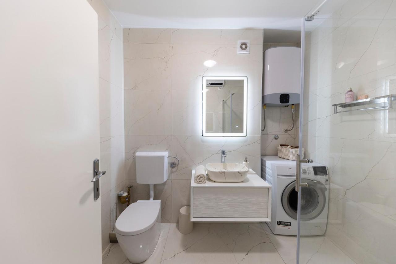 Apartman Morena Lägenhet Zadar Exteriör bild